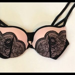 Maidenform Push up Bra love the lift by 34C